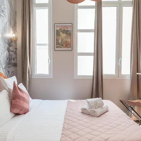 Sophie - Le Mucha - King Size Bed - Ac מלון פריז