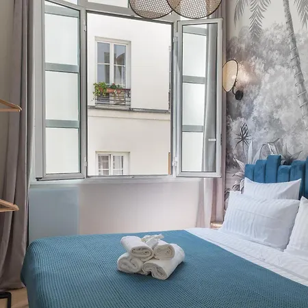 Sophie - Le Mucha - King Size Bed - Ac * פריז