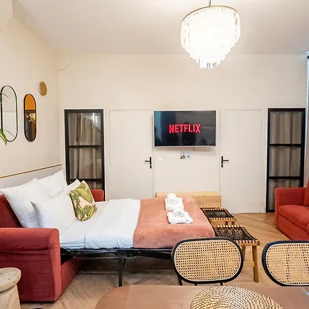 Sophie - Le Mucha - King Size Bed - Ac Hotel *