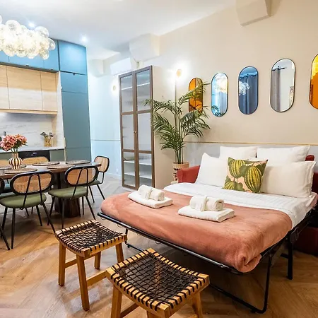 מלון Sophie - Le Mucha - King Size Bed - Ac