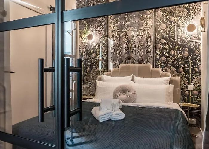 Hotel Sophie - Le Mucha - King Size Bed - Ac Paris