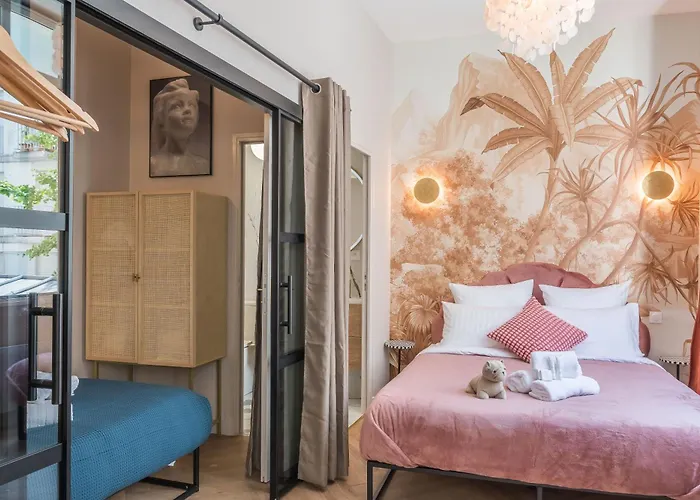 Sophie - Le Mucha - King Size Bed - Ac * Paris