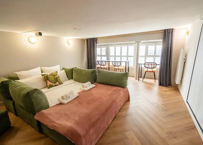 Sophie - Le Mucha - King Size Bed - Ac Paris